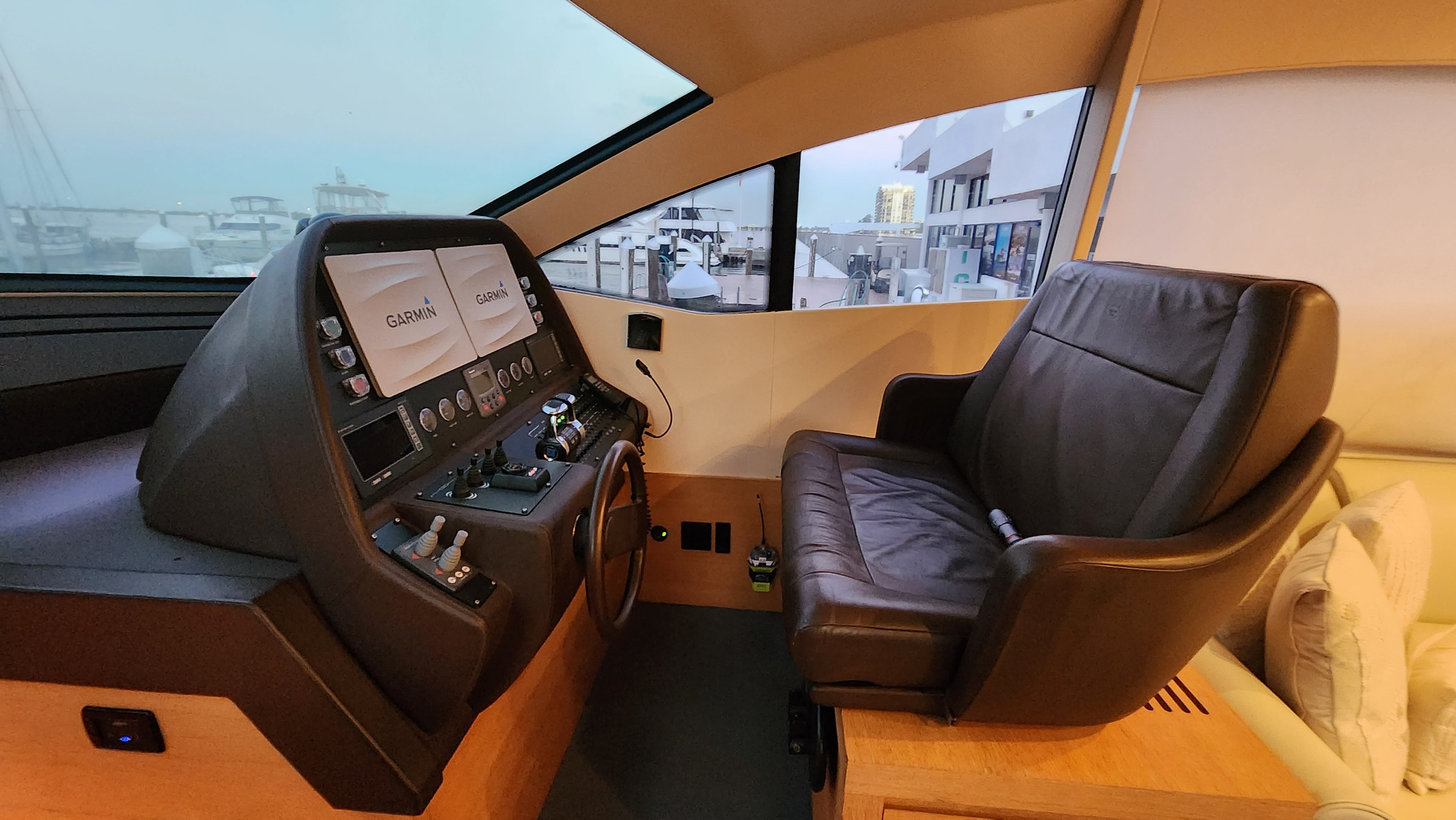 75ft - ULTRA LUXURY PACKAGE