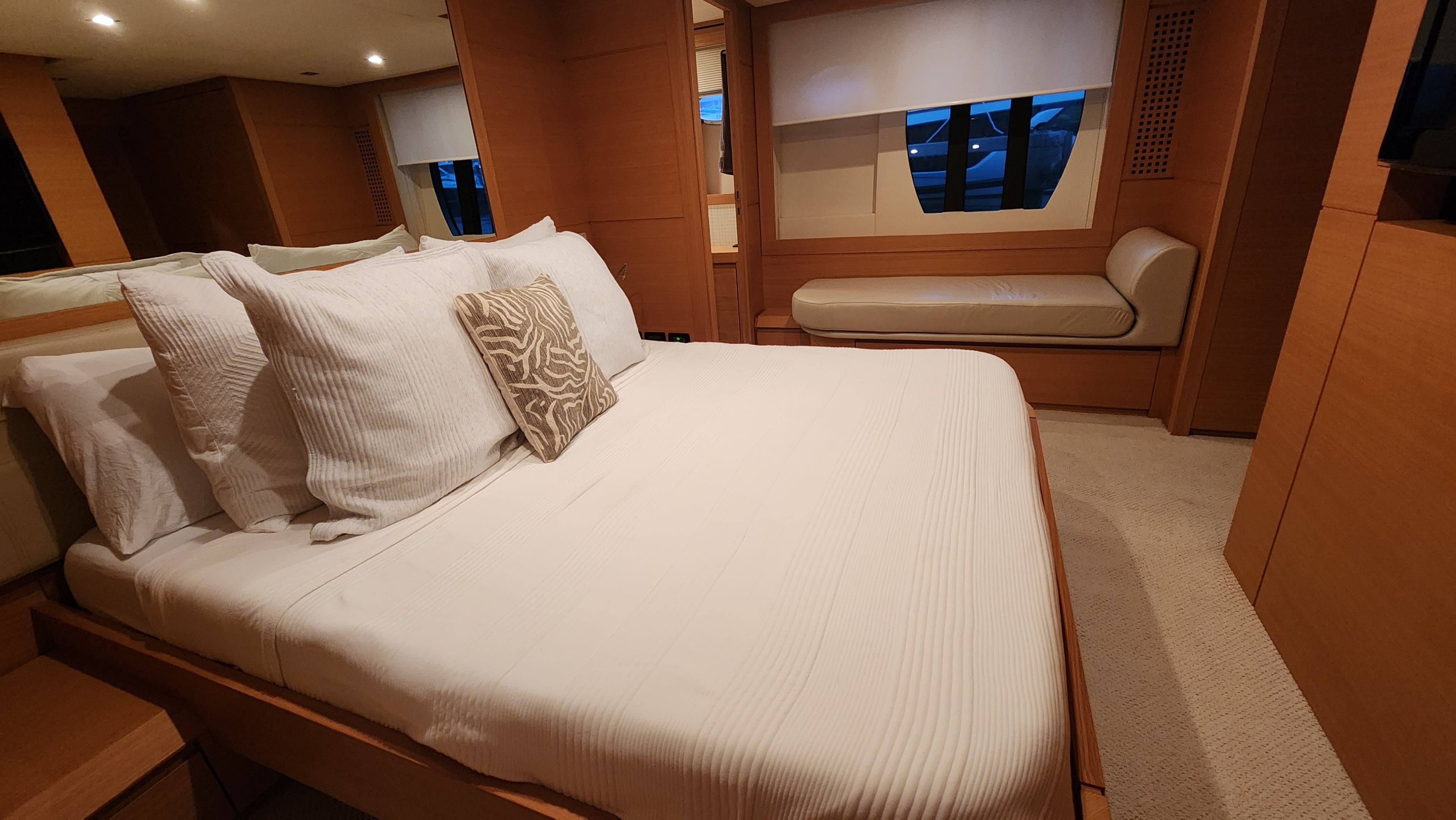 75ft - ULTRA LUXURY PACKAGE