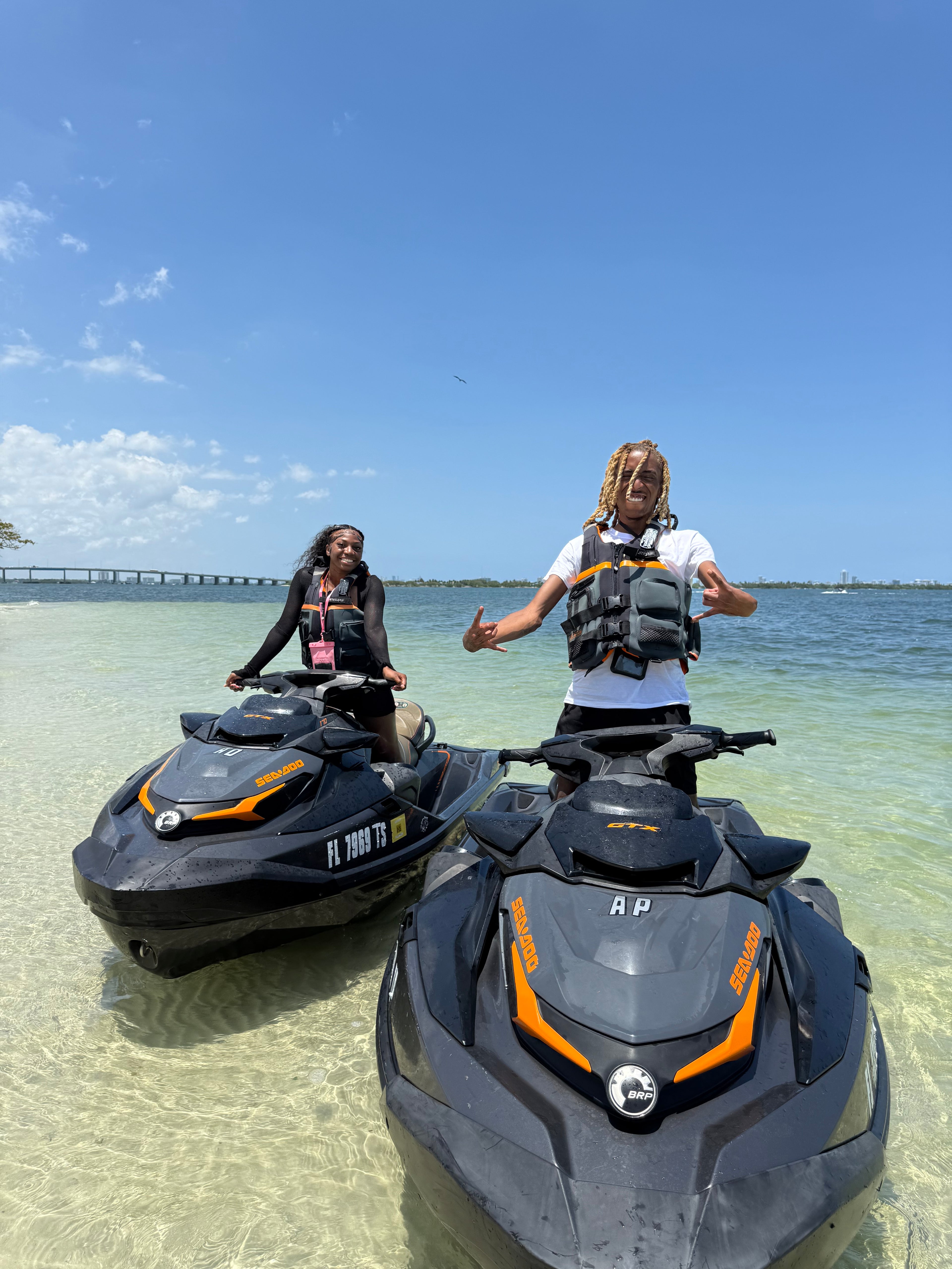 Jet ski rental - Single rider (1 hour)