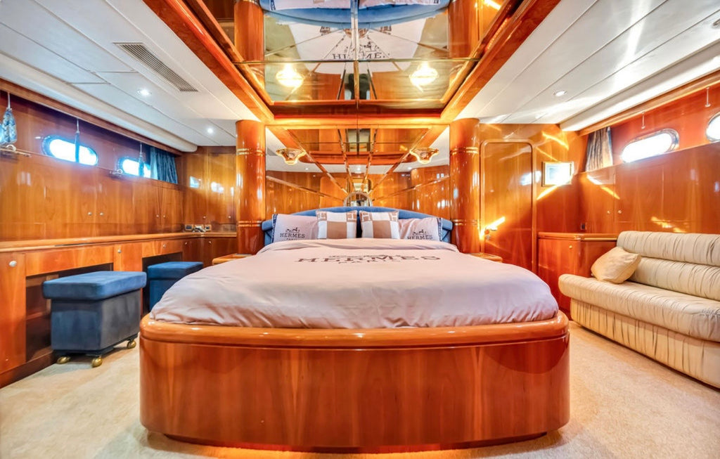 90ft - ROYALTY PACKAGE