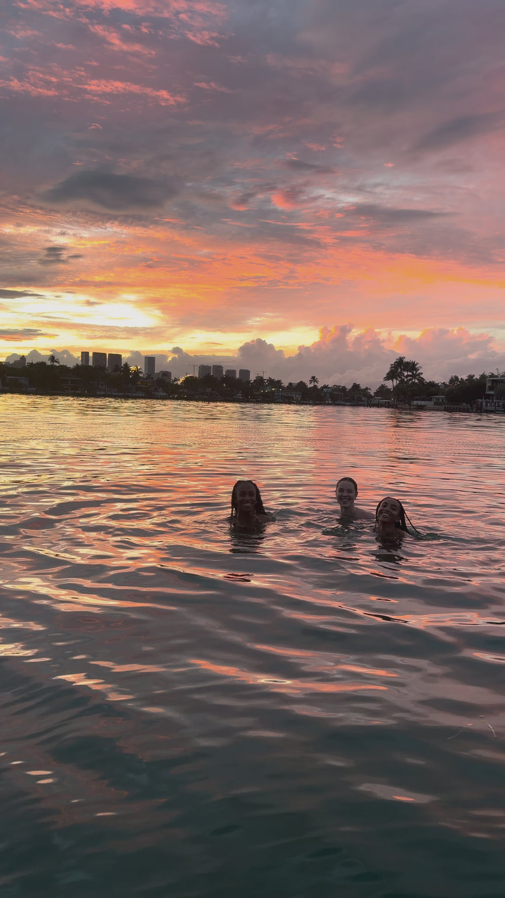 MIAMI PRIVATE BOAT CRUISE - Day, Sunset or Night