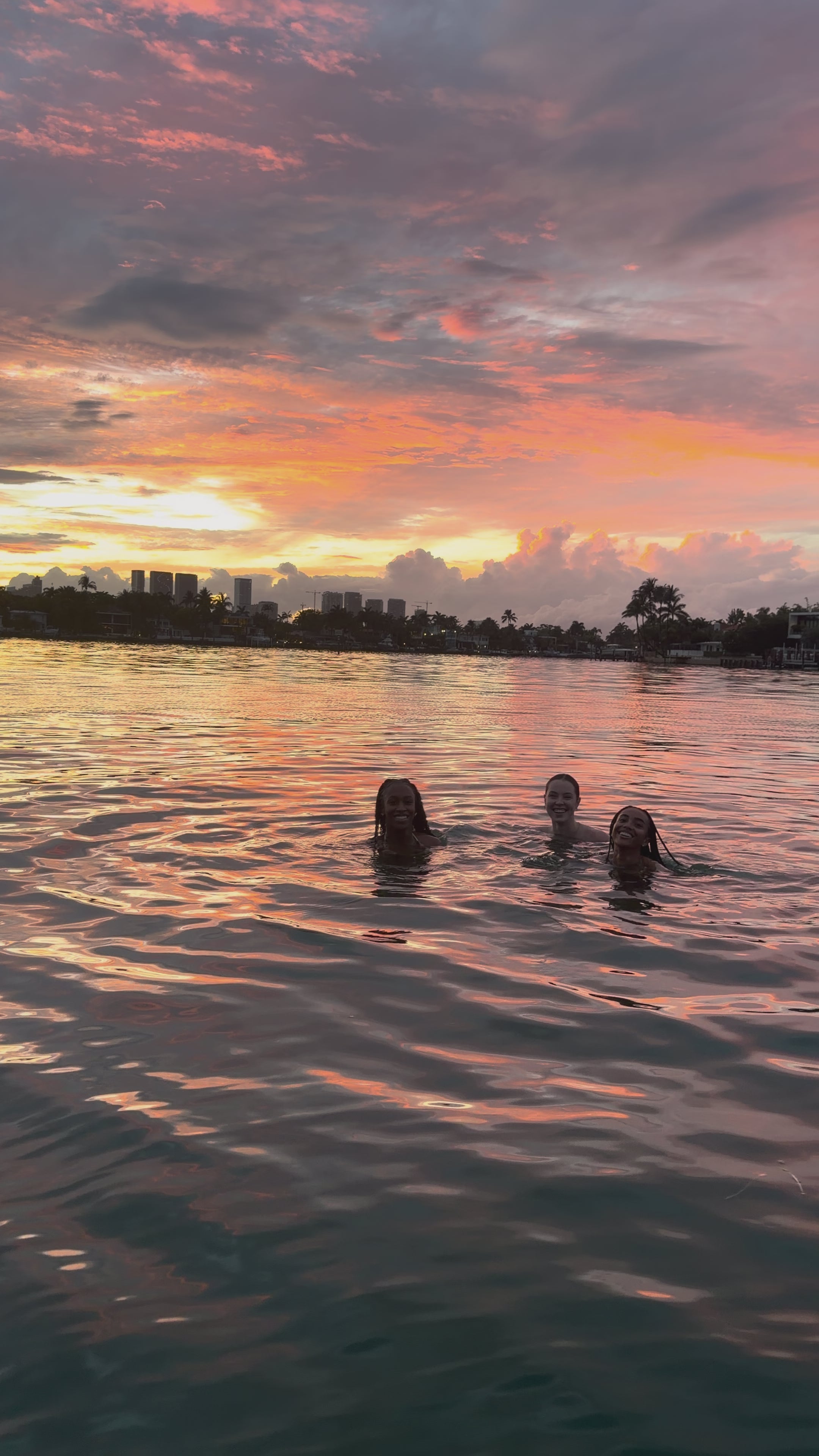 MIAMI PRIVATE BOAT CRUISE - Day, Sunset or Night